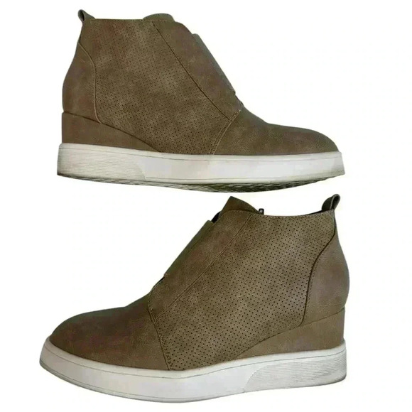 Women Casual Sneaker Booties Hidden Wedge Heel Side Zipper Ankle Boots Size 8 - Picture 7 of 8